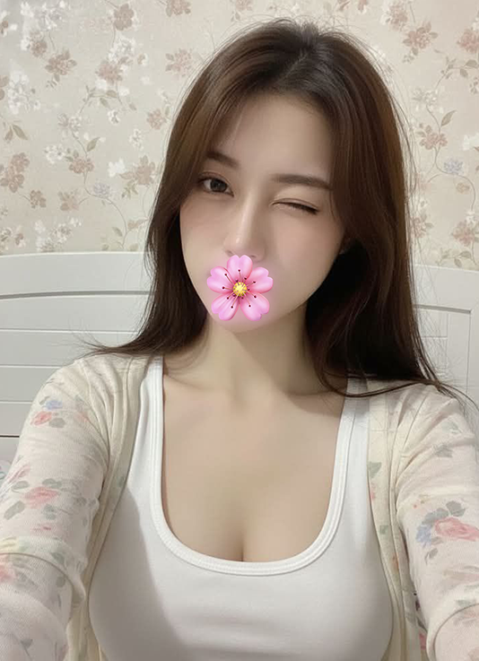 エミ